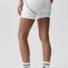 4" Airbrush High-Waist Heart Throb Short - White/Black