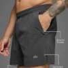 5" Traction Running Short - Anthracite