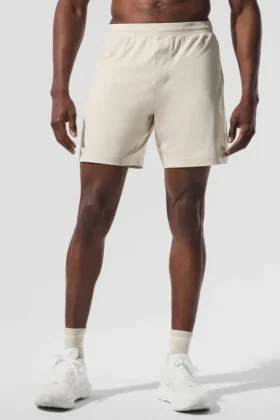 7″ Conquer React Performance Short – Bone