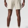 7" Conquer React Performance Short - Bone