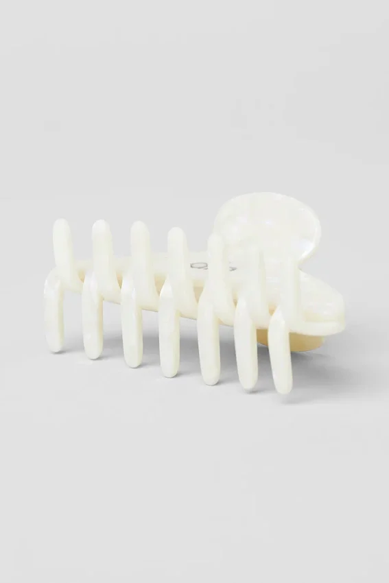 90'S Claw Clip - White Pearl