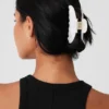 90'S Claw Clip - White Pearl