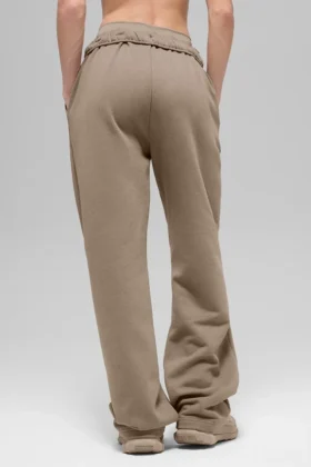 Accolade Straight Leg Sweatpant – Gravel