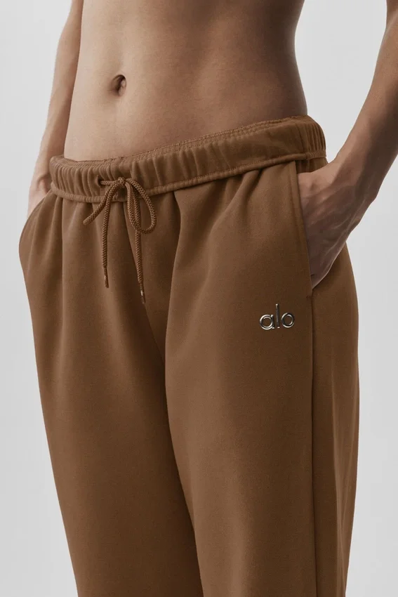 Accolade Straight Leg Sweatpant - Sun Kissed Brown