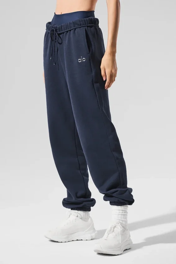 Accolade Sweatpant - Navy