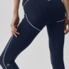 Airbrush High-Waist 7/8 Heart Throb Legging - Navy/White