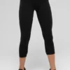 Alo High-Waist Airbrush Capri | Women's Leggings