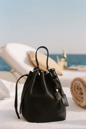 Alo Mini Balance - Black Leather