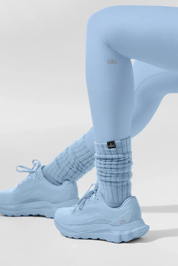 Alo Runner - Seashell Blue