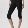 Alo Softsculpt Low-Rise Foldover Capri - Black