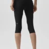 Alo Softsculpt Low-Rise Foldover Capri - Black