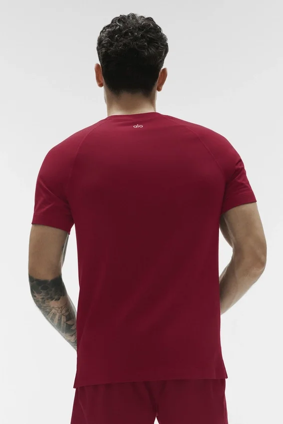 Alo Vapor Crewneck Short Sleeve - Garnet