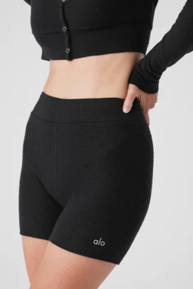 Alolux High-Waist Me Time Short – Black
