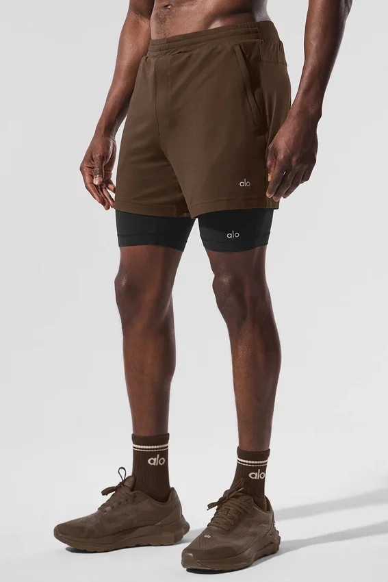 Conquer React 2-in-1 Performance Short - Espresso/Black