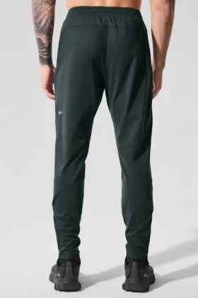 Conquer React Performance Pant – Charcoal Green