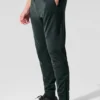 Conquer React Performance Pant - Charcoal Green