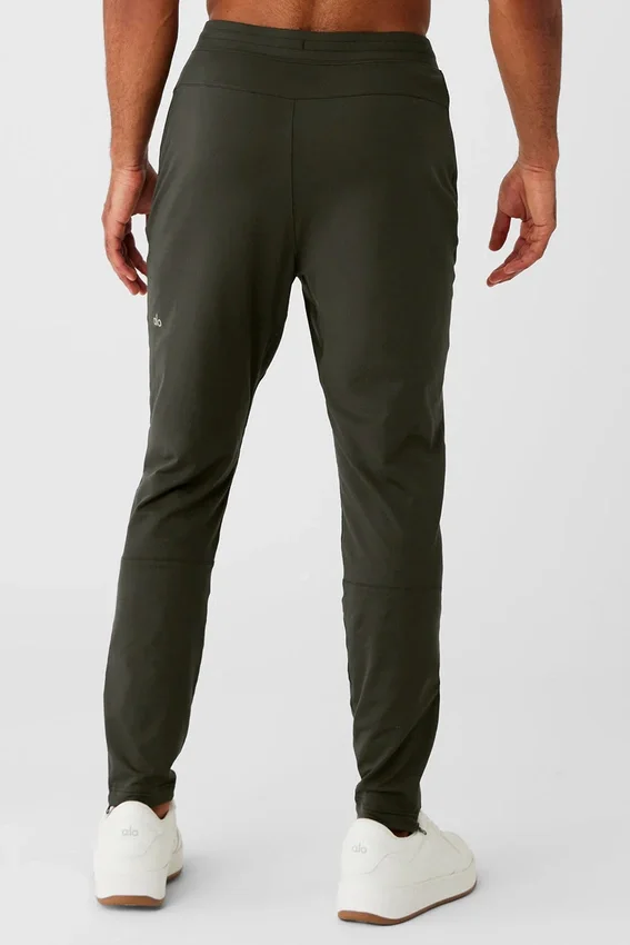Conquer React Performance Pant - Stealth Green