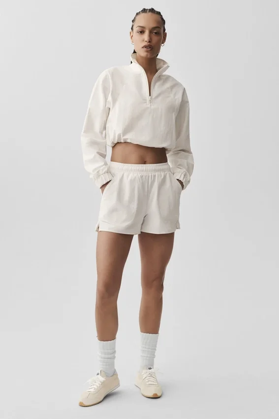 Alumni Short - Ivory