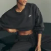 Cropped Accolade Crewneck - Anthracite