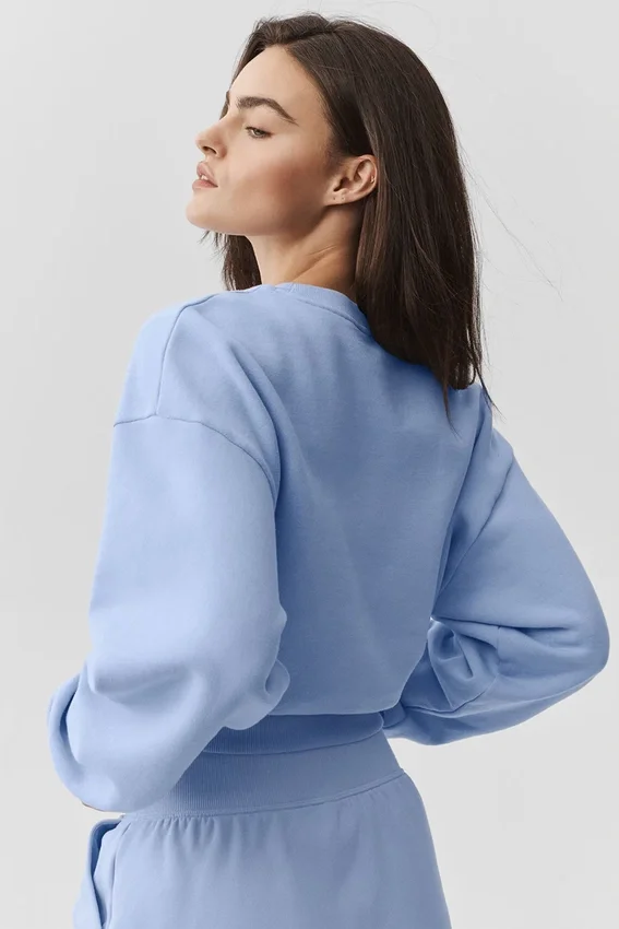 Cropped Accolade Crewneck - Light Provence Blue