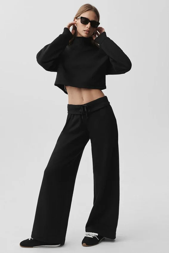 Cropped Serenity Coverup - Black