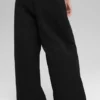 High-Waist Main Character Wide Leg Trouser - Black