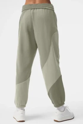 Make Waves Sweatpant – Limestone Tonal