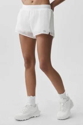 Mid-Rise Go Time Short - White