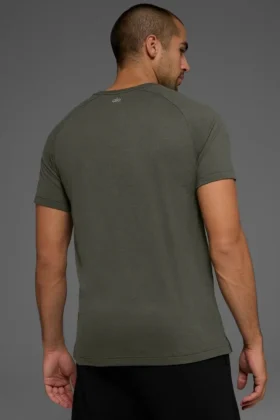 Triumph Raglan Tee – Stealth Green