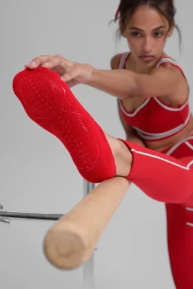 Women’s Pivot Barre Sock – Bright Red