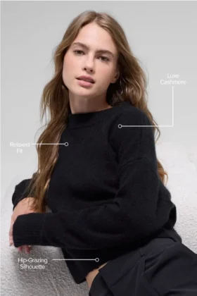 Wool Cashmere Cropped New Class Crewneck Sweater – Black