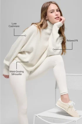 Wool Cashmere Cropped New Class Turtleneck Sweater – Ivory