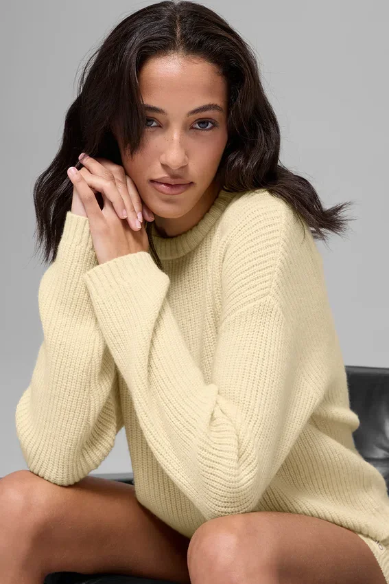 Wool Cashmere Ribbed Noble Crewneck Sweater - Candlelight Yellow
